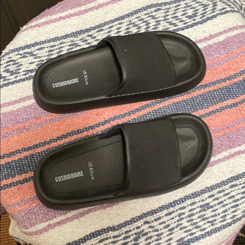 Cushionaire recovery sandal slide